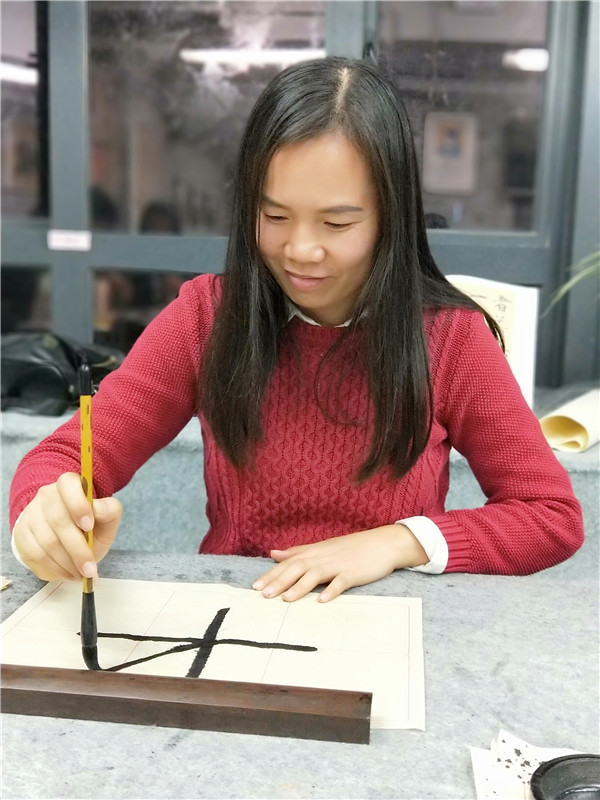 吳小妹